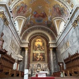 Bratislava to Budapest One-Way Transfer Tour