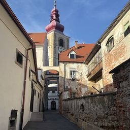 Budapest to Ljubljana One-Way Transfer Tour