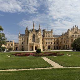 Vienna to Prague One-Way Transfer Tour