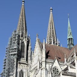 Munich to Prague One-Way Transfer Tour